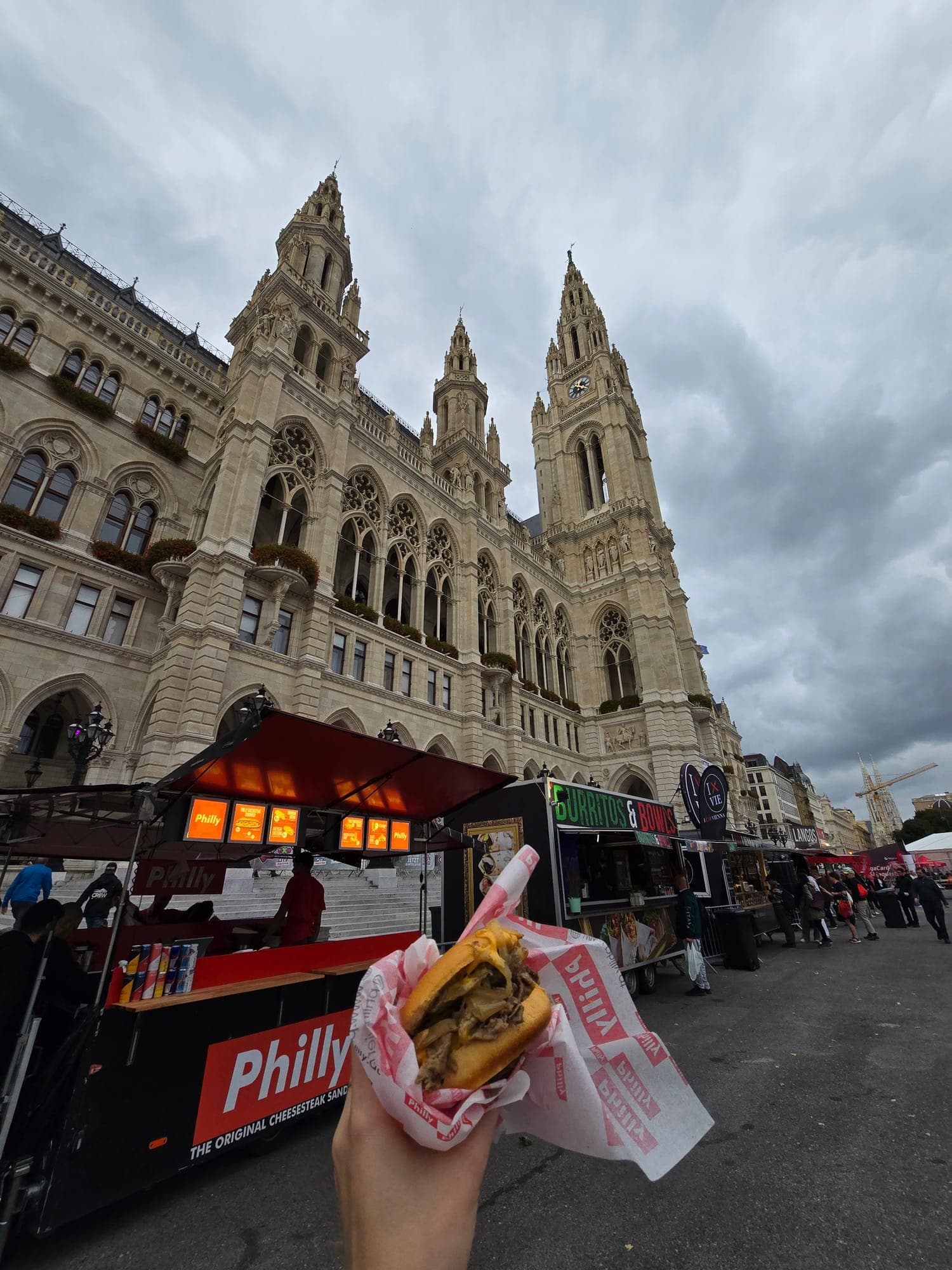 charlyfresh Philly-Cheesesteak Food Truck am Wiener Rathausplatz