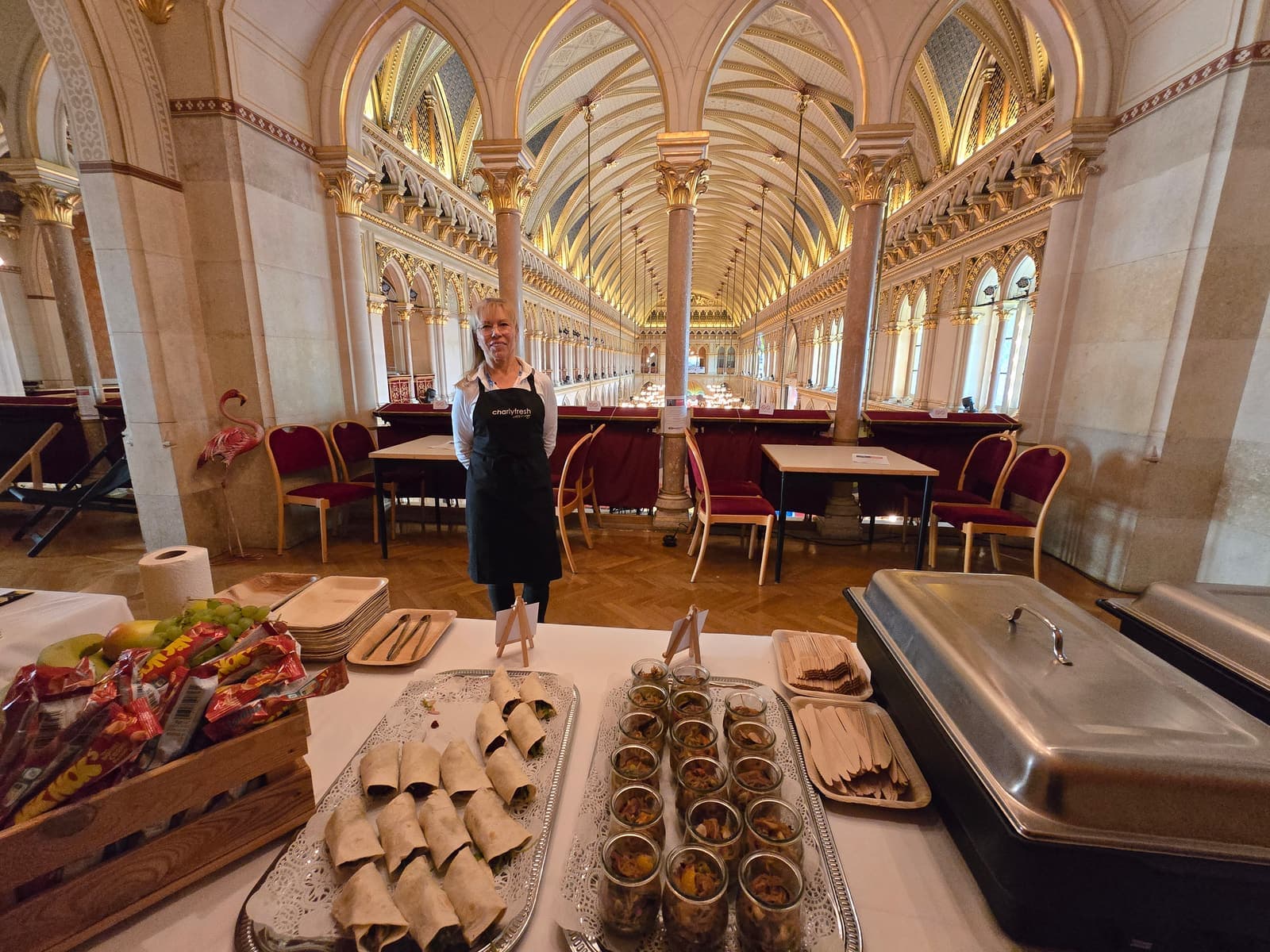 charlyfresh Service an der Kaffeepause-Station im Festsaal