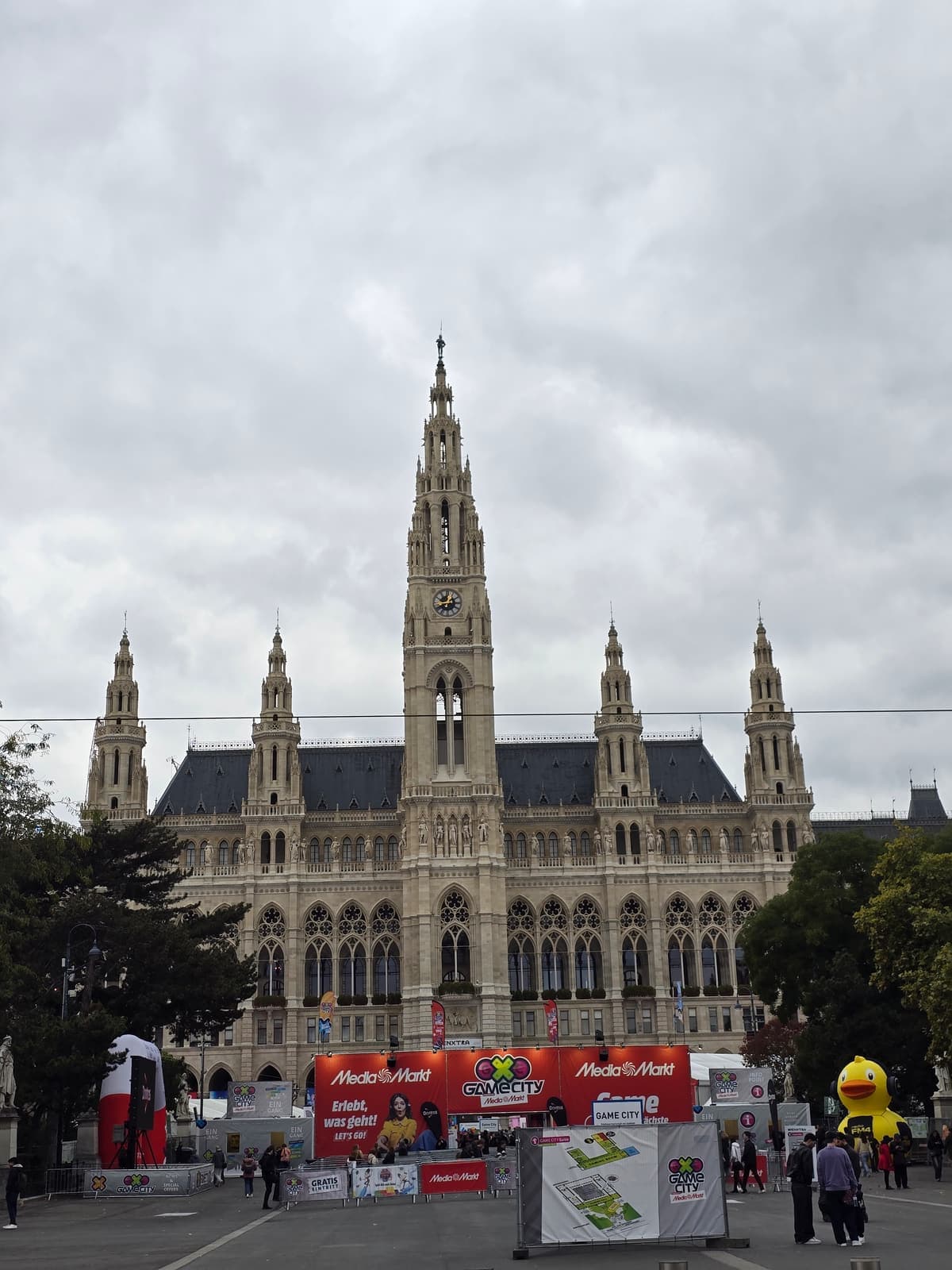 charlyfresh Catering — Game City – Rathaus Wien (14)